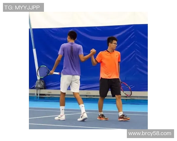 赛后分析：成都网球队与重庆网球队精彩对决的战术与经验总结