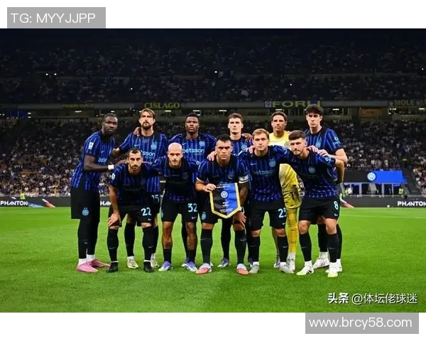 足球明星加盟法国球队引发全球关注新赛季期待激增